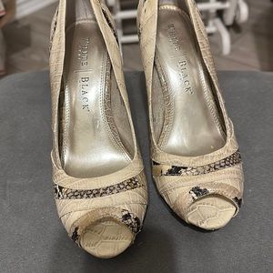 EUC White House Black Market genuine snake-synthetic upper and sole